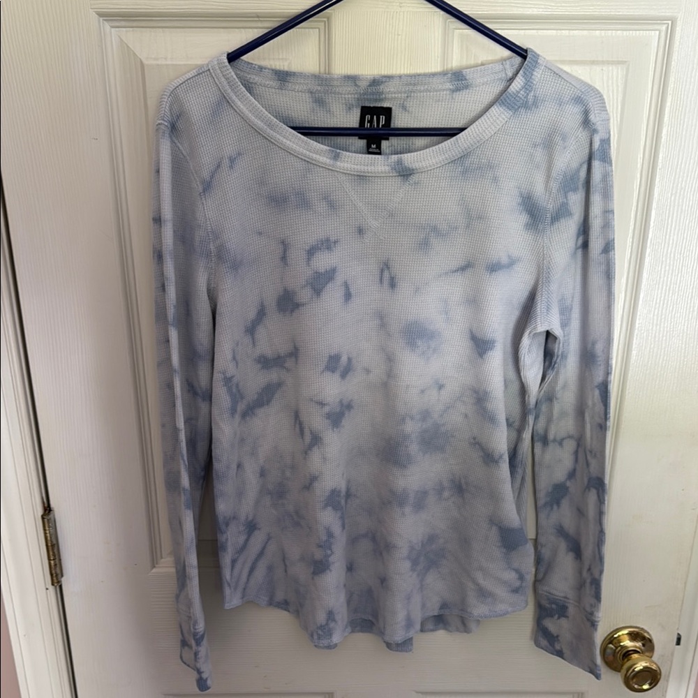 GAP Blue and White Tie-Dye Long Sleeve Pajamas